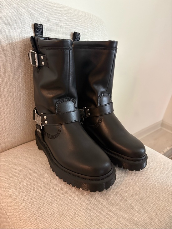 Dr. Martens Shoes - dr martens black boots size 7